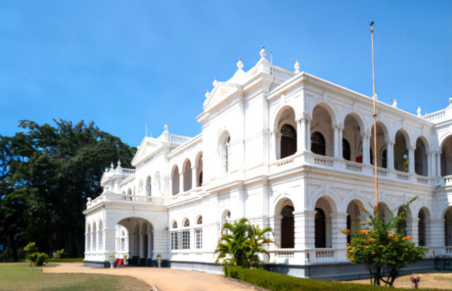 Visit the National Museum of Colombo